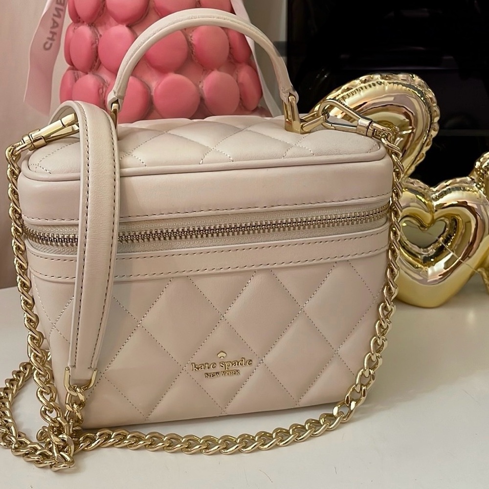 Kate Spade 2023 Vanity purse excellent condition